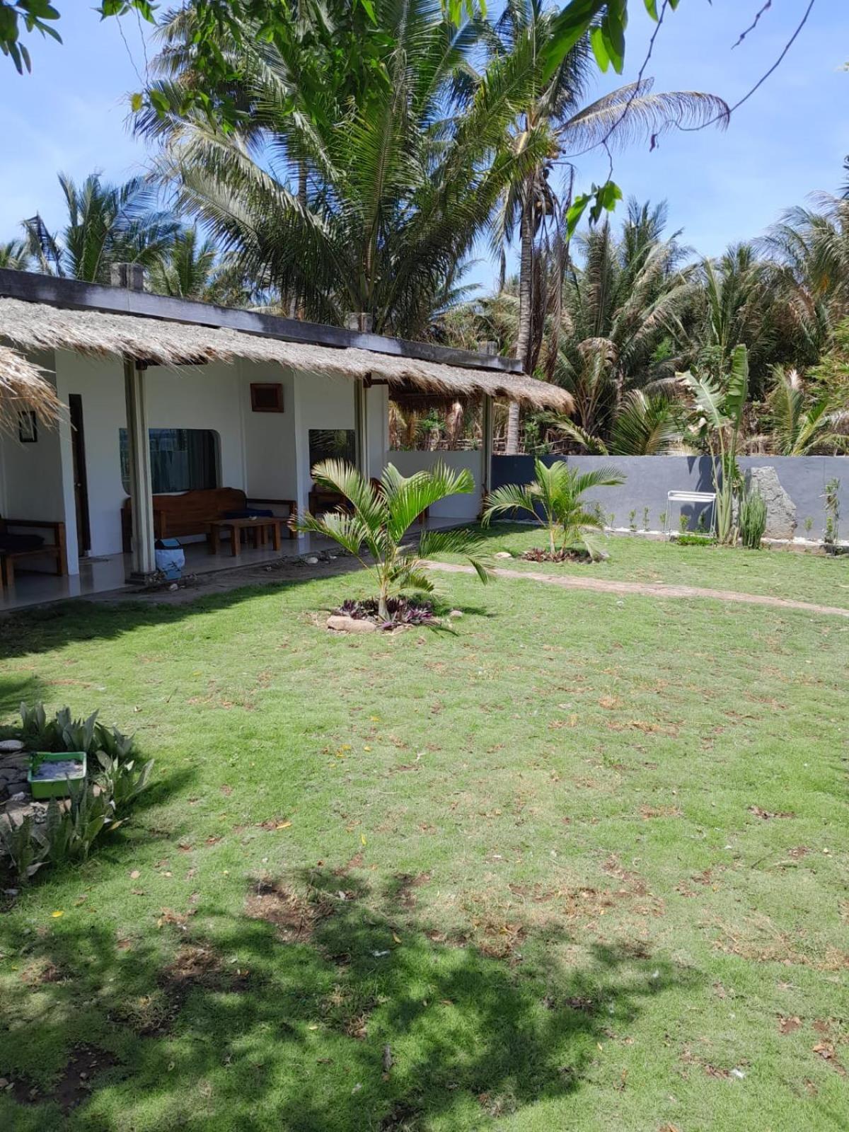 East Lombok Dive Hotel - 3 Private Rooms On The Beach Labuhan Pandan Exterior foto
